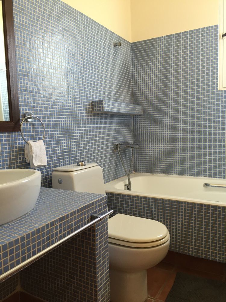 Rex Hotel - Bebeka'S Захаро Экстерьер фото